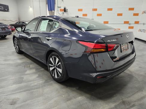 Used 2021 Nissan Altima 2.5 SV image 13