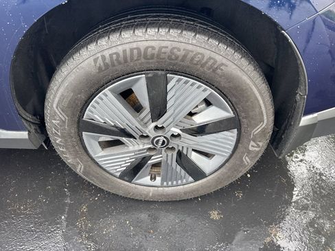 Used 2025 Nissan Murano SL AWD/4WD image 10