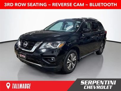 Used 2018 Nissan Pathfinder SV