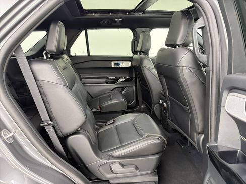Used 2023 Ford Explorer ST w/ Equipment Group 401A AWD/4WD image 26