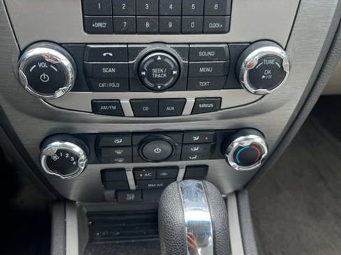 Used 2011 Ford Fusion SE w/ 202A Rapid Spec Order Code FWD image 20