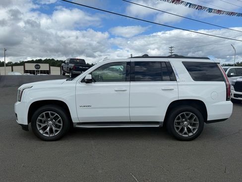 Used 2015 GMC Yukon SLT w/ HD Trailering Package image 8