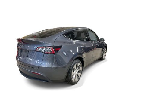 Certified 2023 Tesla Model Y Long Range AWD/4WD image 6
