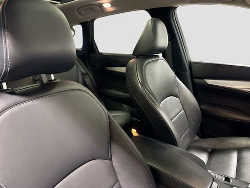 Used 2019 INFINITI QX50 Luxe w/ Cargo Package AWD/4WD image 29