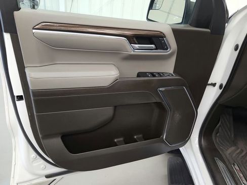 Used 2023 Chevrolet Silverado 1500 LT w/ Z71 Off-Road Package image 32