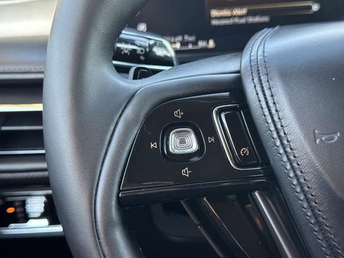 Used 2023 Lincoln Aviator 2WD image 23