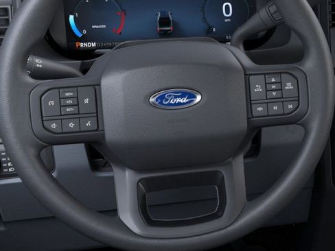 New 2026 Ford F350 XLT w/ XLT Premium Package AWD/4WD image 12