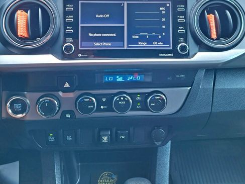 Used 2023 Toyota Tacoma SR5 w/ Technology Package AWD/4WD image 20