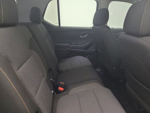 Used 2021 Chevrolet Traverse LS FWD image 19