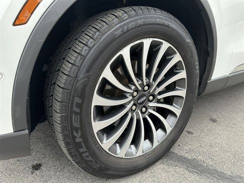 Used 2022 Lincoln Aviator Reserve w/ Equipment Group 201A image 38