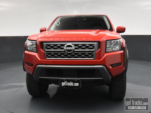 Used 2023 Nissan Frontier SV image 48