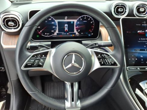 Certified 2025 Mercedes-Benz GLC 300 4MATIC image 16
