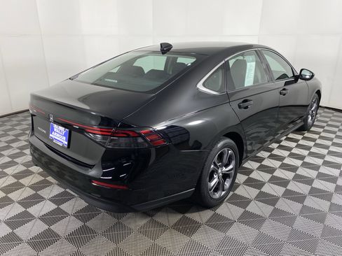 Used 2023 Honda Accord EX image 8