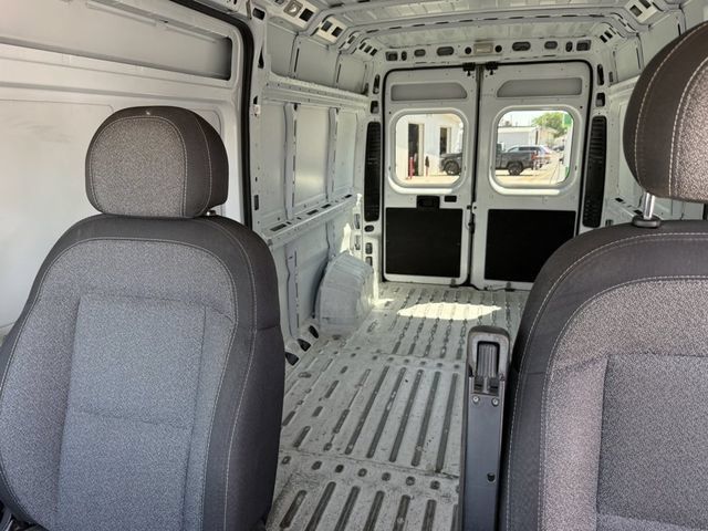 Used 2023 RAM ProMaster 2500 FWD image 14