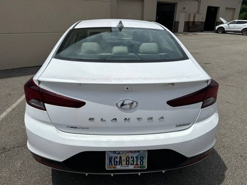 Used 2020 Hyundai Elantra Limited w/ Ultimate Package 03 FWD image 3
