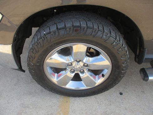 Used 2019 RAM 1500 Lone Star RWD image 3