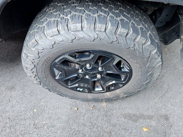 Used 2016 Jeep Wrangler Unlimited Sport AWD/4WD image 6