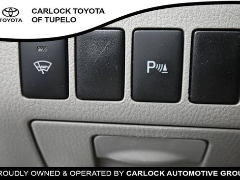 Used 2018 Toyota Highlander Limited FWD image 24