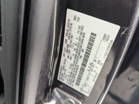 Used 2018 Ford Escape S FWD image 25