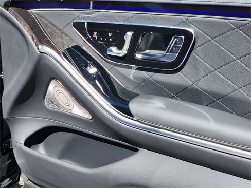 New 2026 Mercedes-Benz S 580 4MATIC Sedan image 16
