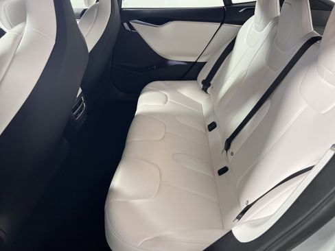 Used 2017 Tesla Model S 90D image 25