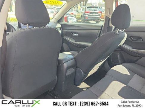 Used 2024 Nissan Sentra SV FWD image 14