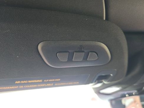 Used 2024 Chevrolet Corvette Stingray Preferred Cpe w/ Z51 Performance Package image 33