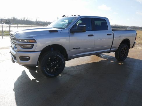 New 2026 RAM 2500 Big Horn image 8