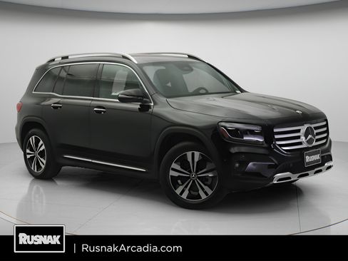 Certified 2026 Mercedes-Benz GLB 250 image 1