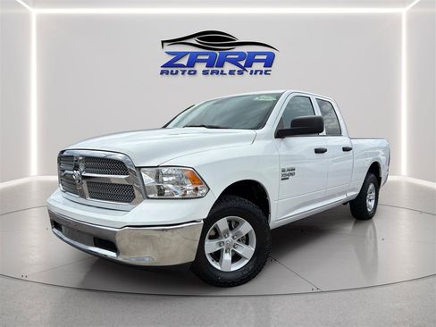 Used 2024 RAM 1500 Classic SLT AWD/4WD image 1
