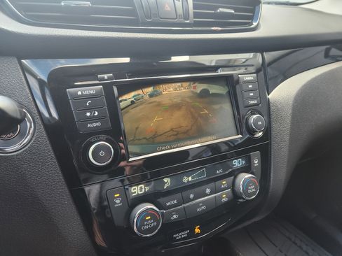 Used 2019 Nissan Rogue Sport SV w/ All-Weather Package image 23