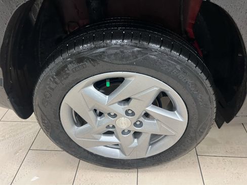 New 2026 Hyundai Kona SE image 35