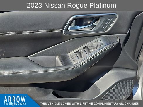 Used 2023 Nissan Rogue Platinum w/ Platinum Premium Package FWD image 21
