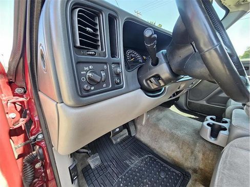 Used 2005 GMC Yukon 2WD image 22