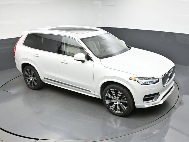 Used 2024 Volvo XC90 B6 Plus w/ Protection Package Premier AWD/4WD image 18