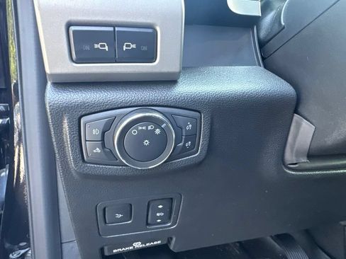 Used 2021 Ford F250 Lariat AWD/4WD image 12