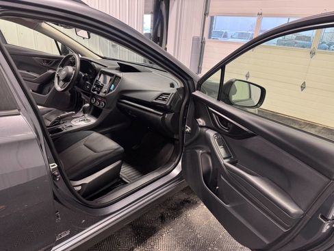 Used 2023 Subaru Crosstrek 2.0i image 14