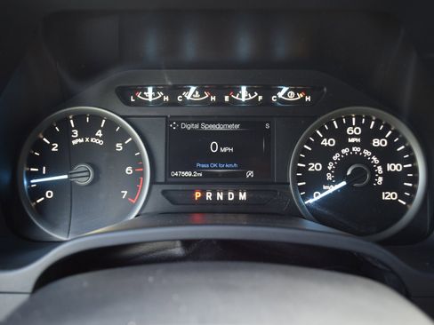 Used 2019 Ford F150 XLT w/ Equipment Group 302A Luxury image 14