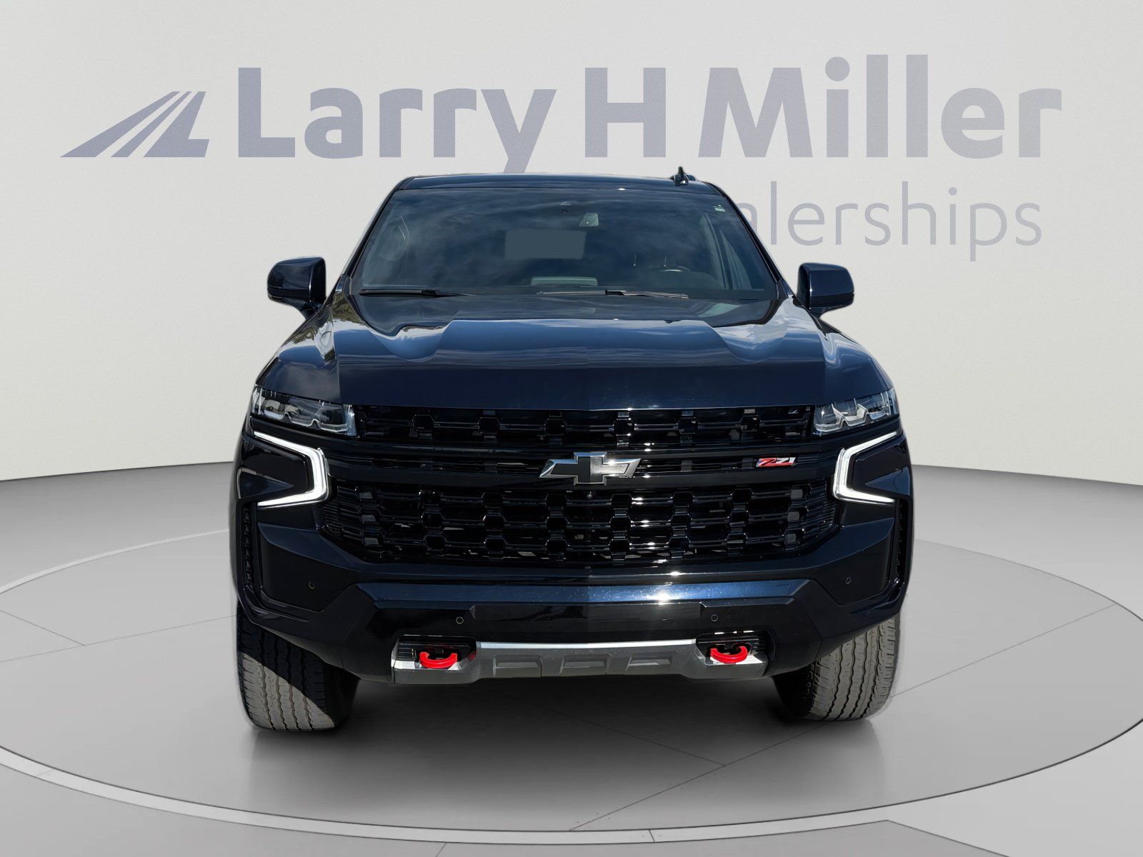Used 2023 Chevrolet Tahoe Z71 w/ Luxury Package AWD/4WD image 8