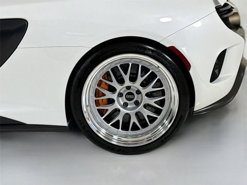 Used 2016 McLaren 675LT Coupe image 37