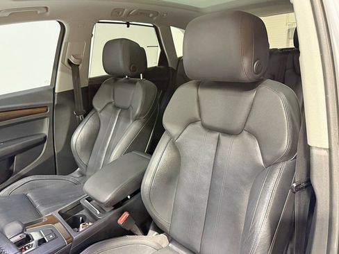 Used 2018 Audi Q5 2.0T Premium Plus w/ Premium Plus Package image 35