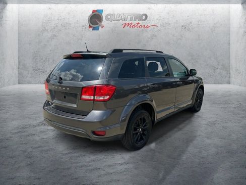 Used 2019 Dodge Journey SE w/ Connectivity Group FWD image 6