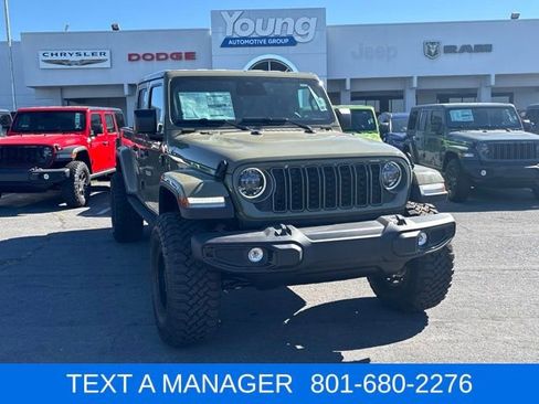 New 2026 Jeep Gladiator Sport AWD/4WD image 1