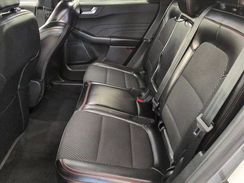 Used 2025 Ford Escape ST-Line image 18