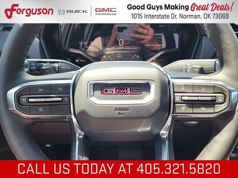 New 2027 GMC Terrain Elevation w/ Black Edition FWD image 17