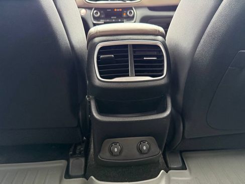 Used 2019 Hyundai Santa Fe SEL FWD image 26