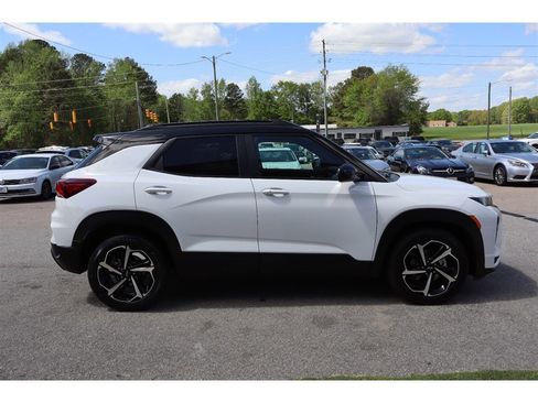 Used 2023 Chevrolet TrailBlazer RS image 6