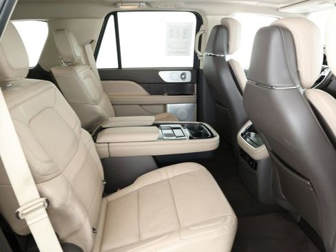 Used 2022 Lincoln Navigator Reserve w/ Equipment Group 201A image 22