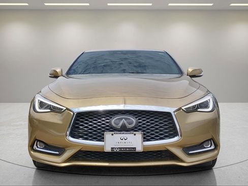 Used 2019 INFINITI Q60 3.0t Luxe AWD/4WD image 2
