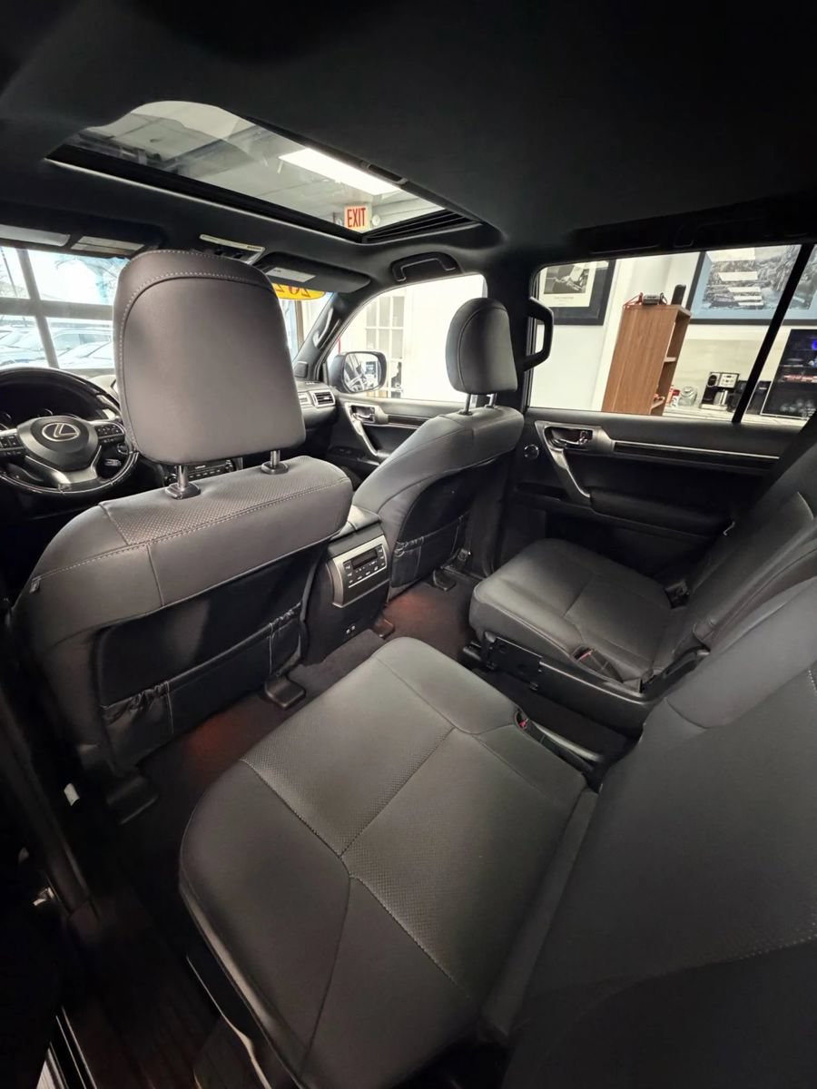 Used 2023 Lexus GX 460 Premium AWD/4WD image 28